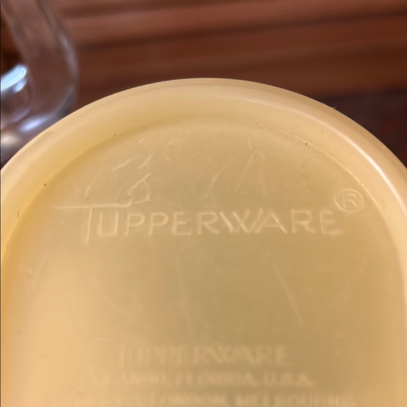 Tupperware Lemon Yellow Container Collection - Picture 2 of 9